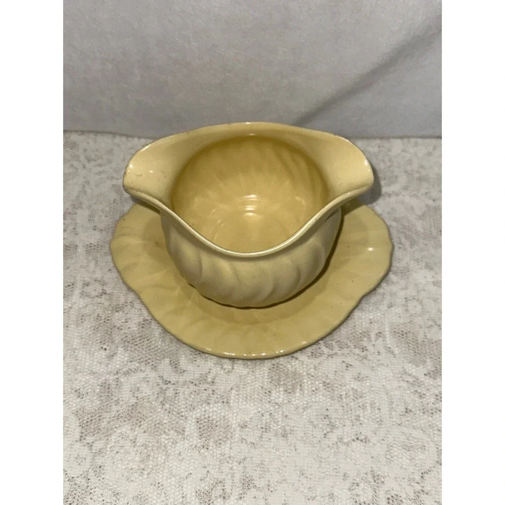 Franciscan Pottery Gravy‎ Boat with Underplate ATTACHED Yellow Swirl Design